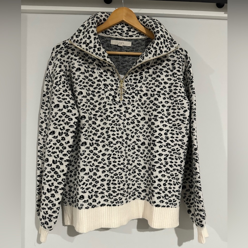The Loft Black and White Cheetah Half Zip Collared‎ Sweater Small